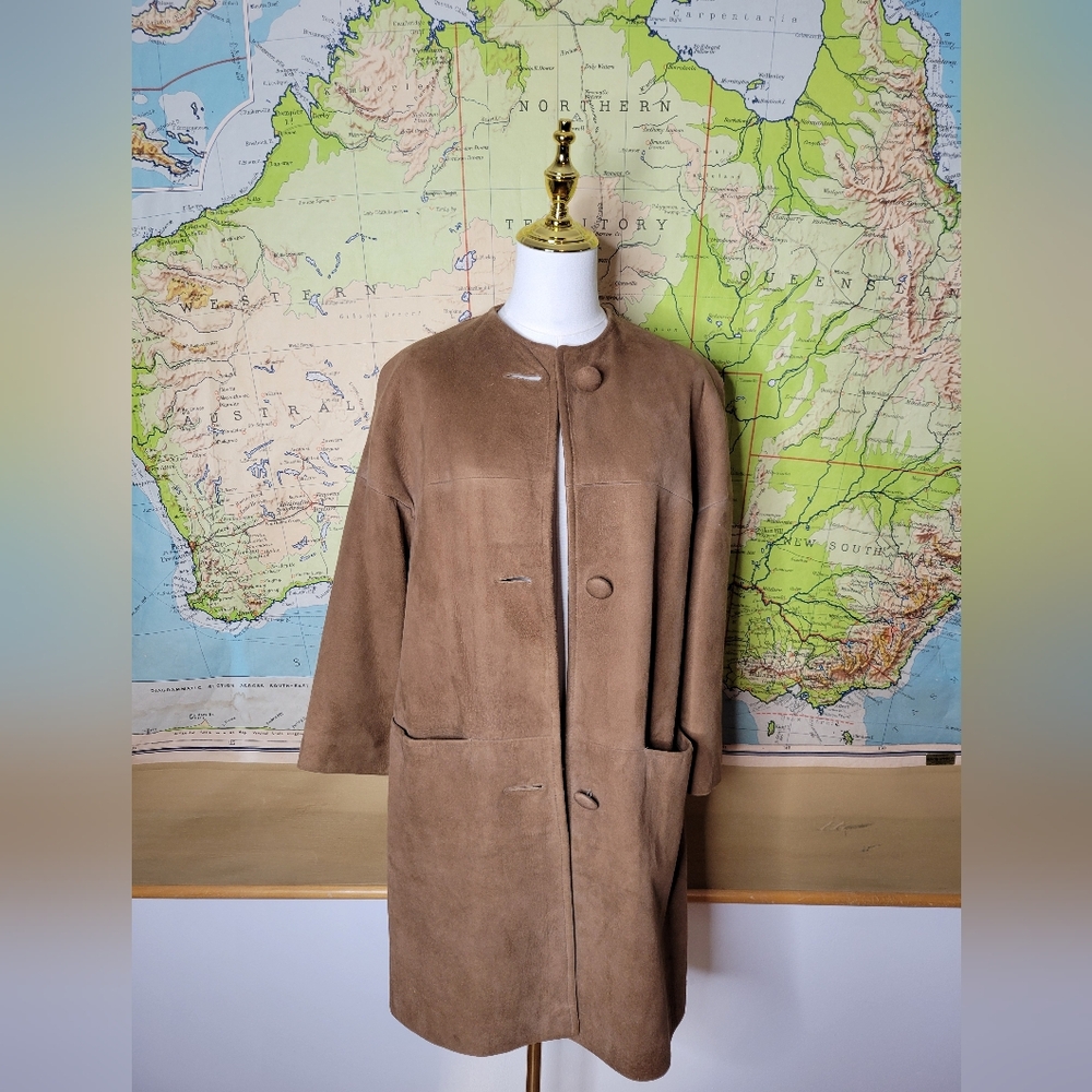 Suede Jacket Coat Vintage 1960s  Minimalist 3/4 Length Pockets Tan Leather